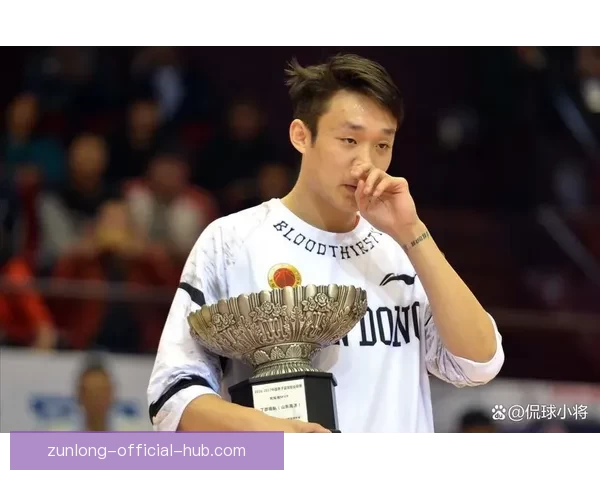 丁彦雨航回忆NBA遗憾小牛曾给合同小乔丹一直是我好兄弟